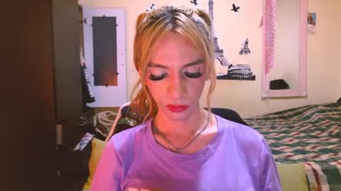 Snapshot of dayanna_01_ chatting on 13, 7, 2026 dayanna_01_ online show from 13, 7, 2026