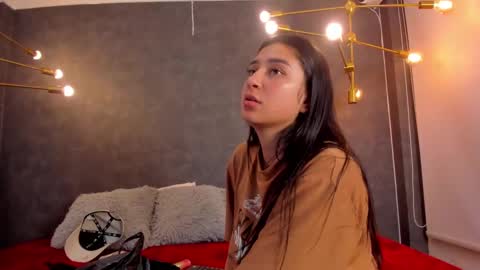 Snapshot of dayra_angels chatting on 7, 10, 2025 DAYRA ANGELS online show from 7, 10, 2025