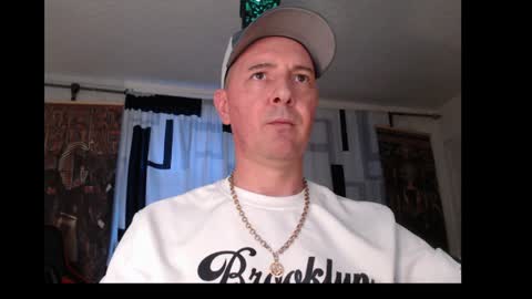 dazmorgon online show from 17, 5, 2026