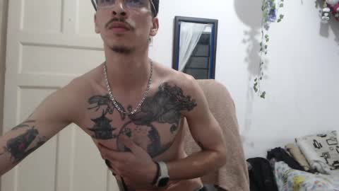 dazzayy online show from 28, 4, 2026