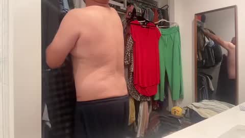 Snapshot of ddaddy32410 chatting on 26, 7, 2026 ddaddy32410 online show from 26, 7, 2026