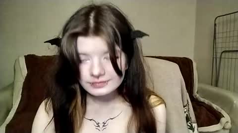 Snapshot of deannemillener chatting on 8, 5, 2026 Camille online show from 8, 5, 2026