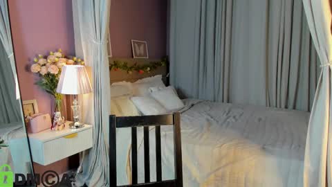 Snapshot of dearly_emily chatting on 15, 2, 2026 Emily GMT2 Mon 10 AM - 4 PM Wed 10 AM - 4 PM Thu 10 AM - 4 PM Fri 10 AM - 4 PM Sat 10 AM - 4 PM online show from 15, 2, 2026