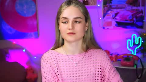 Debora online show from 7, 3, 2025