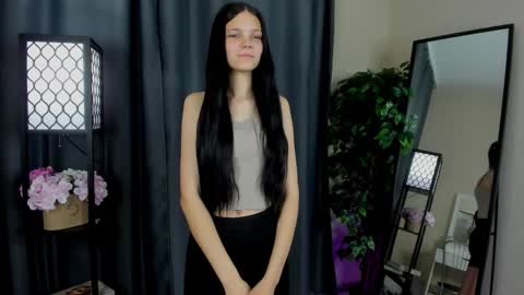 Snapshot of debrahfierman chatting on 8, 11, 2025 Eva online show from 8, 11, 2025