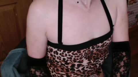 DebraMilf online show from 27, 6, 2026