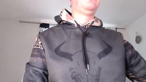 Snapshot of decusbomont chatting on 6, 6, 2026 decusbomont online show from 6, 6, 2026