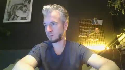 Snapshot of deebo1987 chatting on 30, 12, 2024 Deen online show from 30, 12, 2024