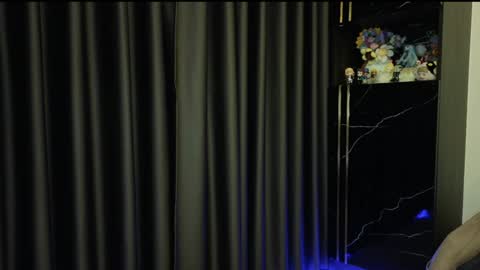 deedeedoll online show from 2, 12, 2024