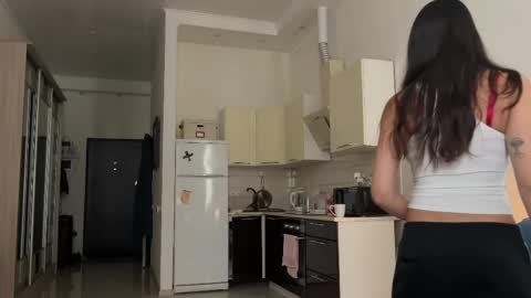 deepcute_ online show from 28, 4, 2026