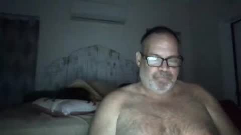 Snapshot of deepdiveme chatting on 8, 1, 2025 deepdiveme online show from 8, 1, 2025