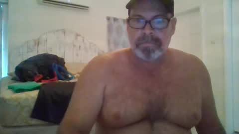 Snapshot of deepdiveme chatting on 1, 10, 2025 deepdiveme online show from 1, 10, 2025
