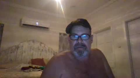 Snapshot of deepdiveme chatting on 3, 10, 2025 deepdiveme online show from 3, 10, 2025