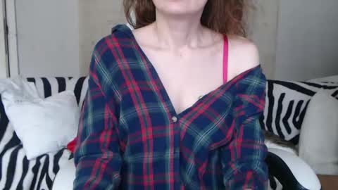 KamiDevi online show from 15, 1, 2025