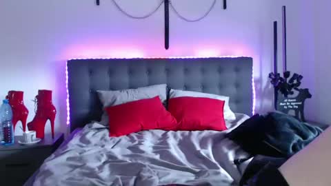 Snapshot of deewhitee chatting on 29, 12, 2024 Jenna online show from 29, 12, 2024