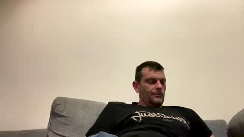 Defloy online show from 1, 12, 2025