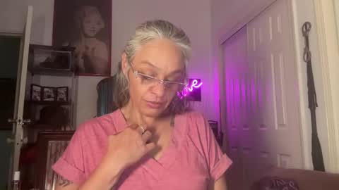 Tori online show from 14, 10, 2025