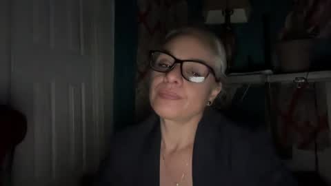 Snapshot of degeneratesaint chatting on 8, 5, 2026 Tori online show from 8, 5, 2026