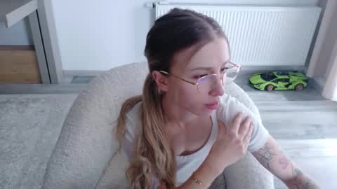 Di online show from 10, 2, 2026