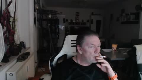 Snapshot of deinprinz2312 chatting on 3, 2, 2026 deinprinz2312 online show from 3, 2, 2026