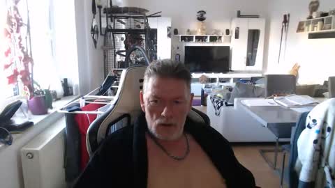 Snapshot of deinprinz2312 chatting on 4, 3, 2026 deinprinz2312 online show from 4, 3, 2026