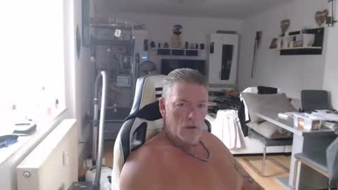 Snapshot of deinprinz2312 chatting on 14, 7, 2026 deinprinz2312 online show from 14, 7, 2026