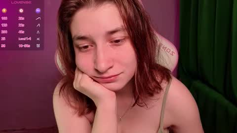 Snapshot of deizysweet chatting on 12, 10, 2025 Princess Potato online show from 12, 10, 2025