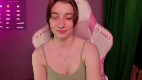 Snapshot of deizysweet chatting on 25, 10, 2025 Princess Potato online show from 25, 10, 2025