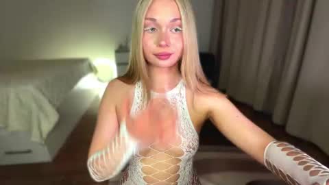 Snapshot of delanona chatting on 14, 7, 2026 Dia online show from 14, 7, 2026
