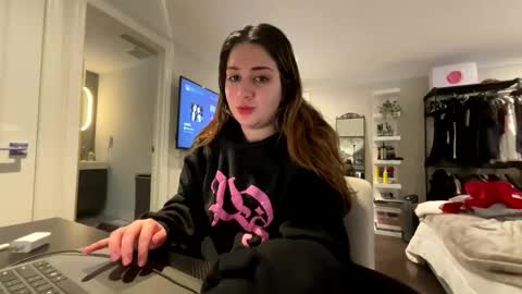 Snapshot of delarav19 chatting on 21, 2, 2026 Delara V online show from 21, 2, 2026