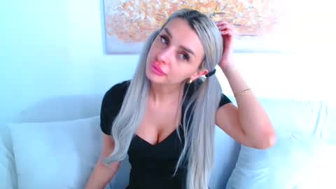 Snapshot of deliciaalove chatting on 3, 3, 2025 deliciaalove online show from 3, 3, 2025