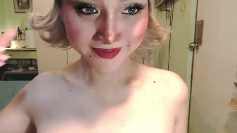Snapshot of deliciosats chatting on 22, 6, 2026 Mercedes online show from 22, 6, 2026