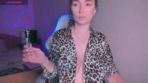 Mila online show from 14, 1, 2026