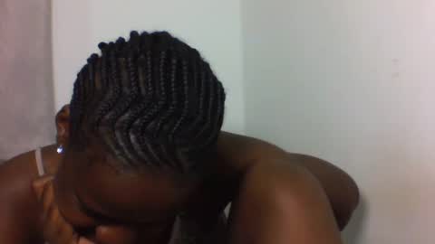 Snapshot of deliciousbabe01 chatting on 11, 7, 2026 EVAH online show from 11, 7, 2026