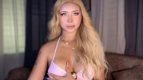 Hello your loving faye 3 online show from 14, 4, 2026