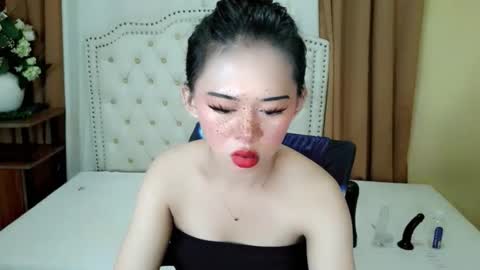 Snapshot of deliciously_sophie chatting on 5, 6, 2026 Sophie online show from 5, 6, 2026