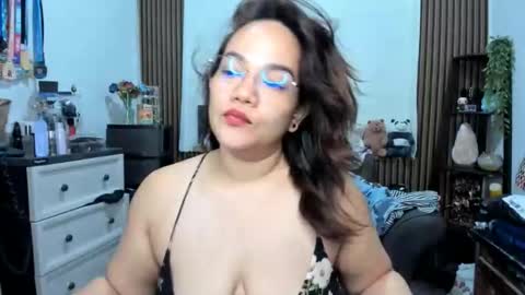 delightfulcurvy online show from 6, 3, 2026