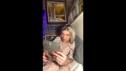 Snapshot of delilahandjuju chatting on 11, 6, 2026 Delilah Juju online show from 11, 6, 2026