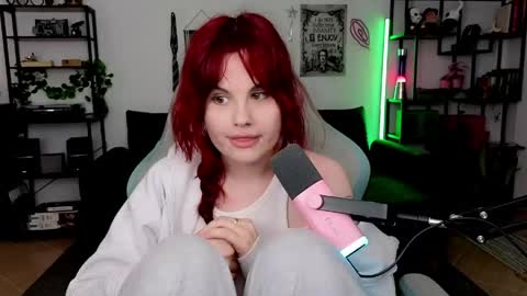 Snapshot of dellacrush_ chatting on 29, 4, 2026 dellacrush_ online show from 29, 4, 2026