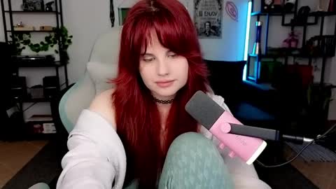 Snapshot of dellacrush_ chatting on 13, 5, 2026 dellacrush_ online show from 13, 5, 2026