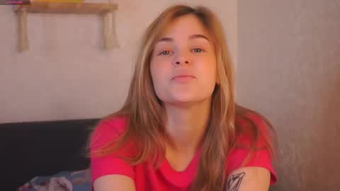 Snapshot of delmyostrem chatting on 22, 10, 2025 Emily online show from 22, 10, 2025
