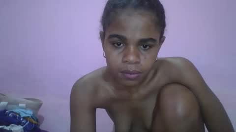 delphine online show from 21, 4, 2026