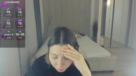 Snapshot of demi_loran chatting on 20, 9, 2025 DEMI online show from 20, 9, 2025