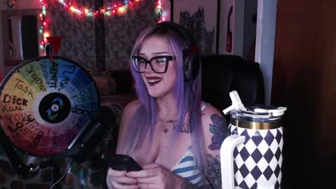 Demoness Mina online show from 9, 4, 2026