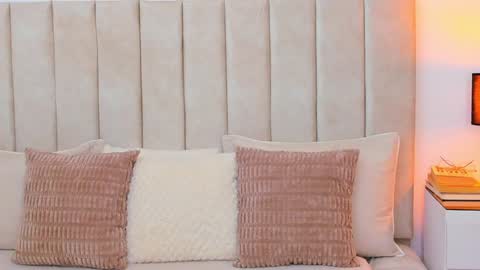 DEMY online show from 6, 12, 2024