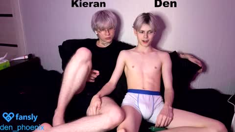 Snapshot of den_phoenix_ chatting on 26, 9, 2025 Den Shorty online show from 26, 9, 2025
