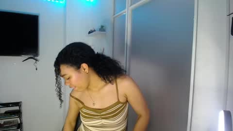 Snapshot of dena_k_ chatting on 1, 12, 2024 Dena k s online show from 1, 12, 2024