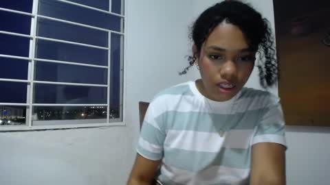 Snapshot of dena_k_ chatting on 1, 1, 2025 Dena k s online show from 1, 1, 2025