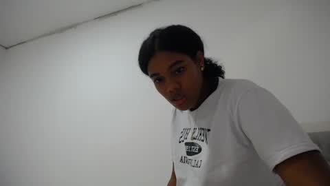 Snapshot of dena_k_ chatting on 4, 2, 2025 Dena k s online show from 4, 2, 2025