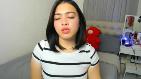 Snapshot of dencyleander chatting on 14, 5, 2026 Demi online show from 14, 5, 2026